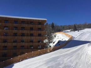 Ferienwohnung 3,5 Zimmer direkt an Ski- und Bikepiste